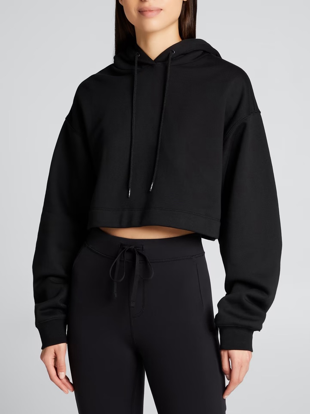 Alo Yoga Bae Logo Cropped Hoodie (Black)